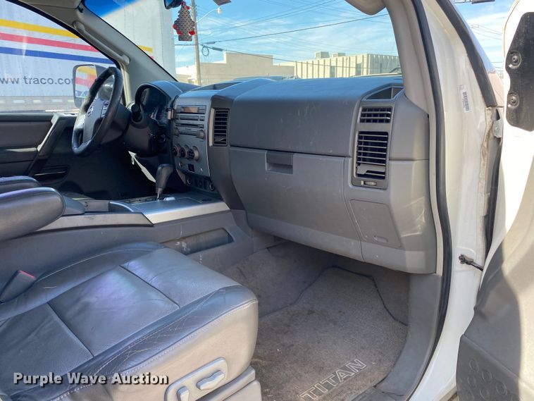 image for item KV9727 2005 Nissan Titan  Crew Cab pickup truck