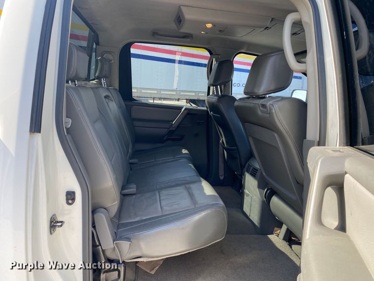 image for item KV9727 2005 Nissan Titan  Crew Cab pickup truck