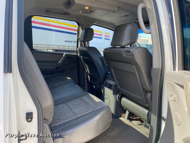 image for item KV9727 2005 Nissan Titan  Crew Cab pickup truck