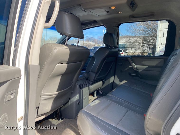 image for item KV9727 2005 Nissan Titan  Crew Cab pickup truck