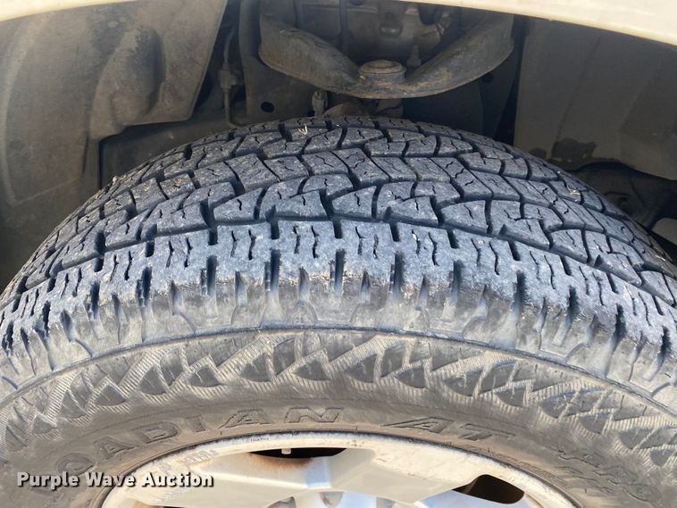 image for item KV9727 2005 Nissan Titan  Crew Cab pickup truck