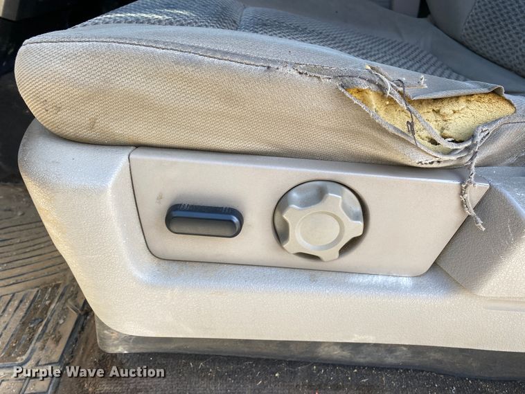 image for item KV9728 2010 Ford F150  SuperCrew pickup truck