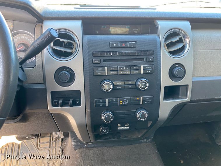 image for item KV9728 2010 Ford F150  SuperCrew pickup truck