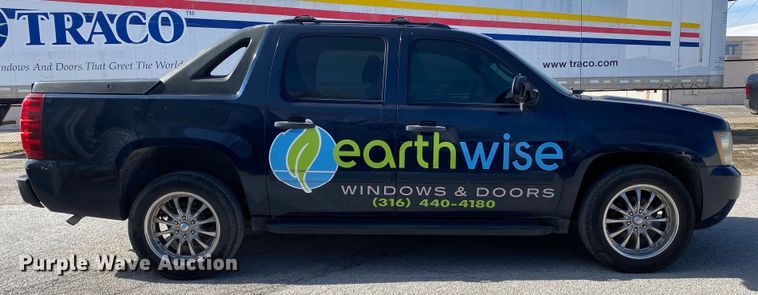 image for item KV9729 2008 Chevrolet Avalanche  Crew Cab pickup truck