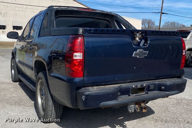 image for item KV9729 2008 Chevrolet Avalanche  Crew Cab pickup truck