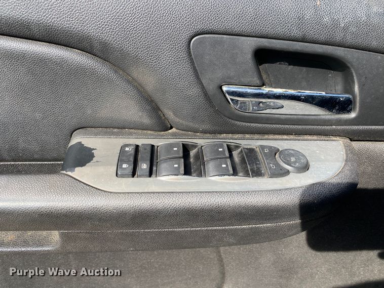 image for item KV9729 2008 Chevrolet Avalanche  Crew Cab pickup truck