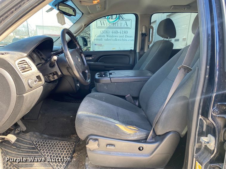 image for item KV9729 2008 Chevrolet Avalanche  Crew Cab pickup truck