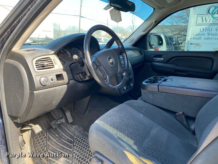 image for item KV9729 2008 Chevrolet Avalanche  Crew Cab pickup truck