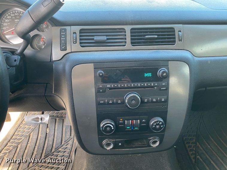 image for item KV9729 2008 Chevrolet Avalanche  Crew Cab pickup truck