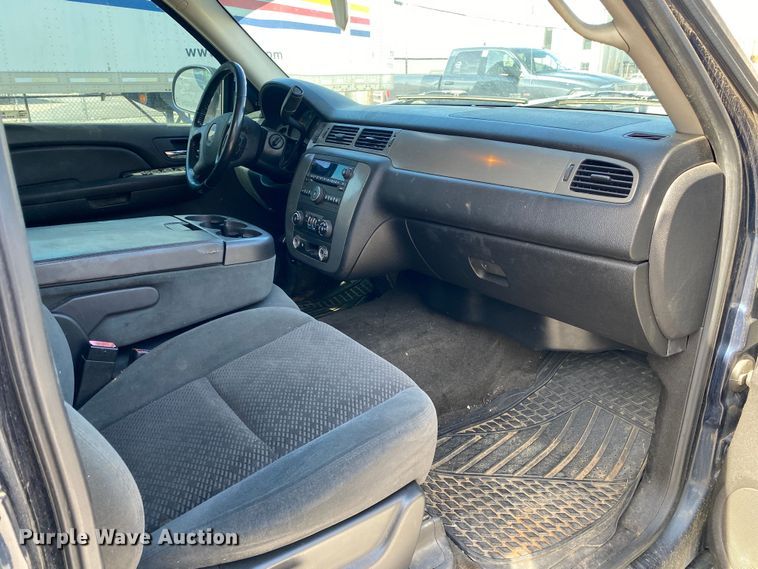 image for item KV9729 2008 Chevrolet Avalanche  Crew Cab pickup truck