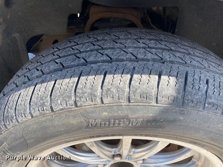 image for item KV9729 2008 Chevrolet Avalanche  Crew Cab pickup truck