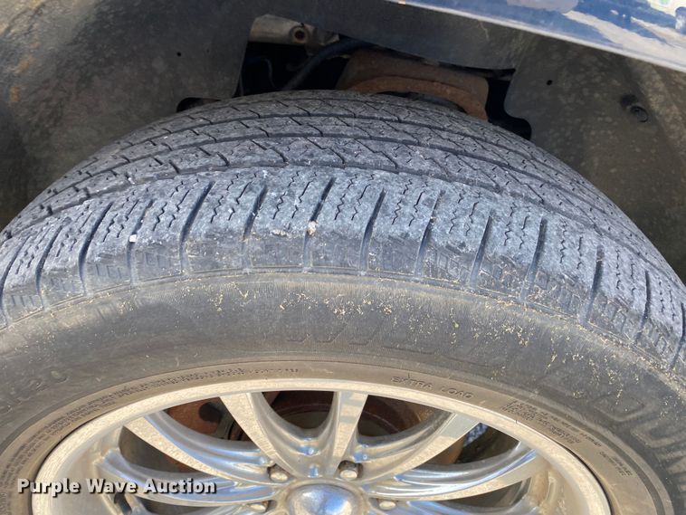 image for item KV9729 2008 Chevrolet Avalanche  Crew Cab pickup truck