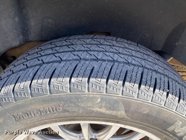 image for item KV9729 2008 Chevrolet Avalanche  Crew Cab pickup truck