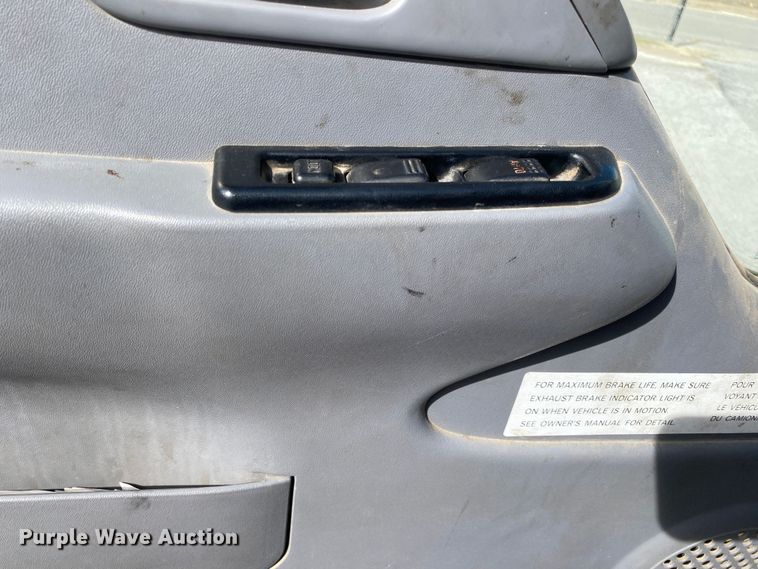 image for item KV9732 2007 Isuzu NQR  box truck