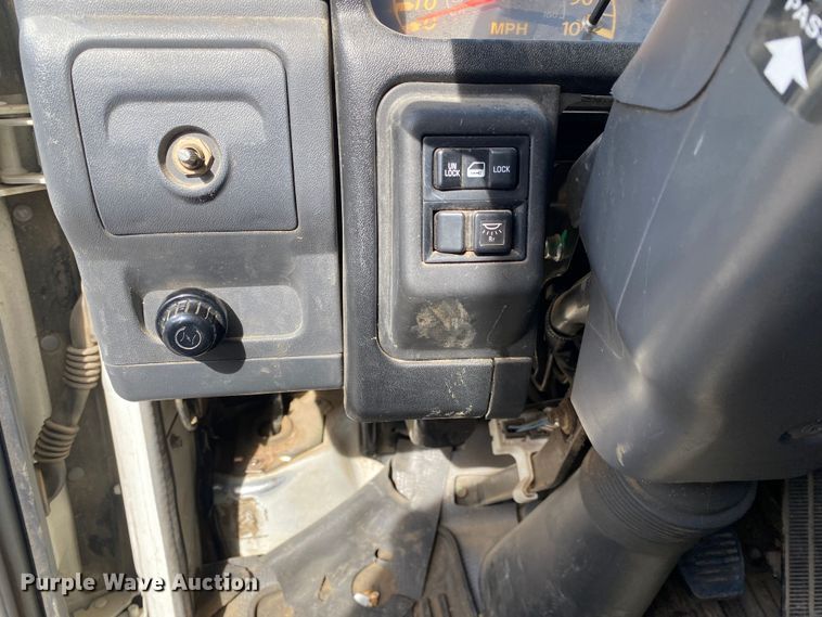 image for item KV9732 2007 Isuzu NQR  box truck