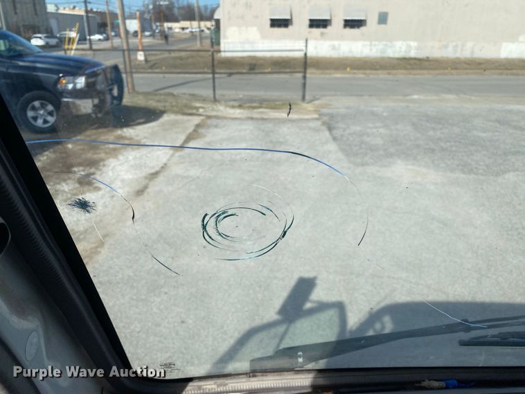 image for item KV9732 2007 Isuzu NQR  box truck