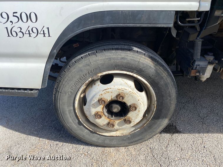 image for item KV9732 2007 Isuzu NQR  box truck