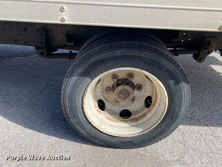 image for item KV9732 2007 Isuzu NQR  box truck