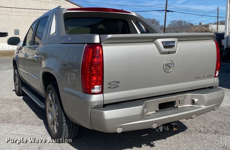 image for item KV9733 2008 Cadillac Escalade EXT  Crew Cab pickup truck