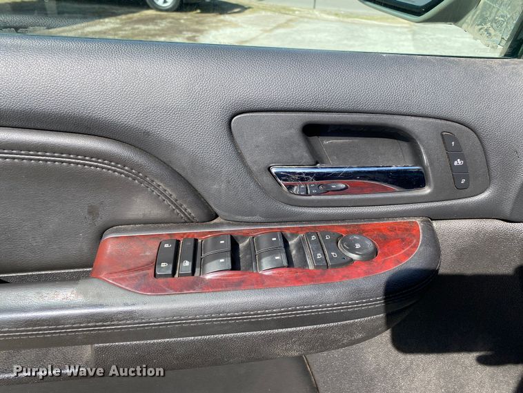 image for item KV9733 2008 Cadillac Escalade EXT  Crew Cab pickup truck