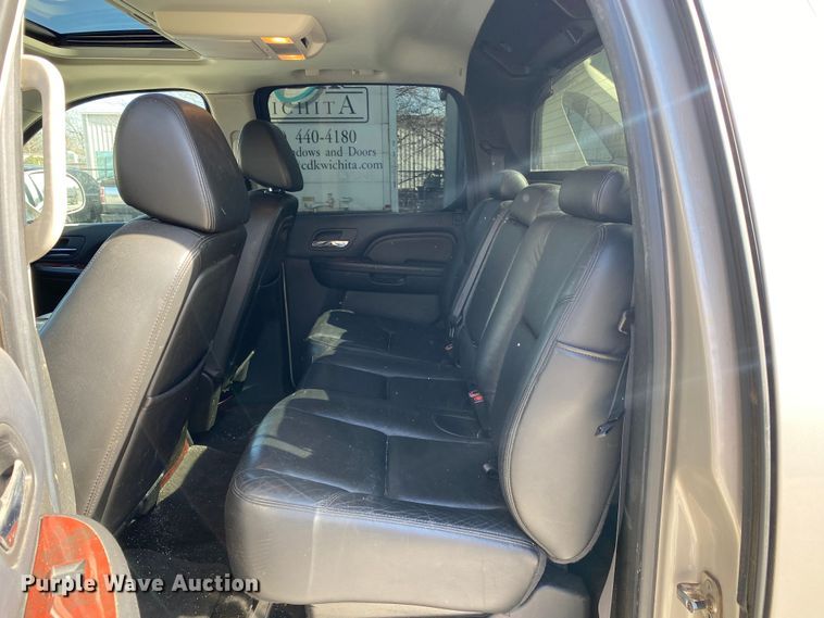 image for item KV9733 2008 Cadillac Escalade EXT  Crew Cab pickup truck