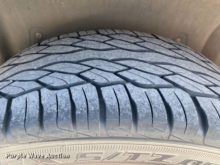 image for item KV9733 2008 Cadillac Escalade EXT  Crew Cab pickup truck