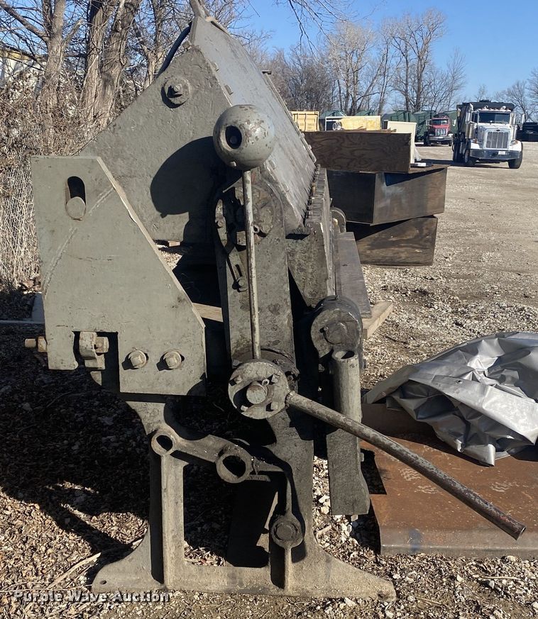 image for item KV9734 8' W box and pan brake