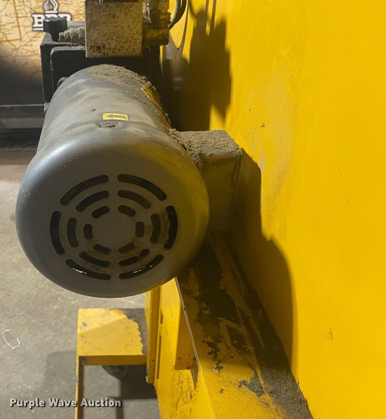 image for item KV9735 GPI M423C  cardboard baler