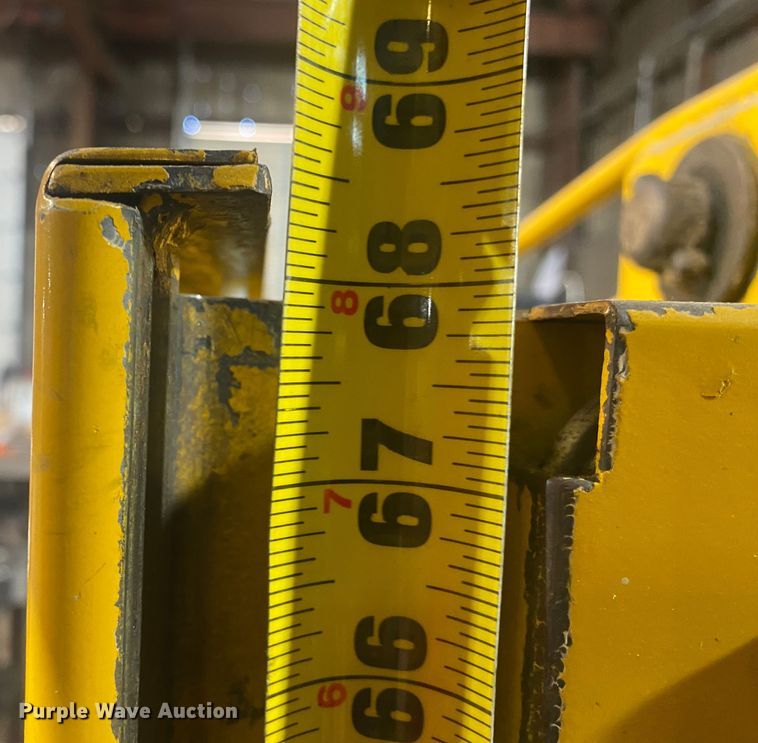 image for item KV9735 GPI M423C  cardboard baler