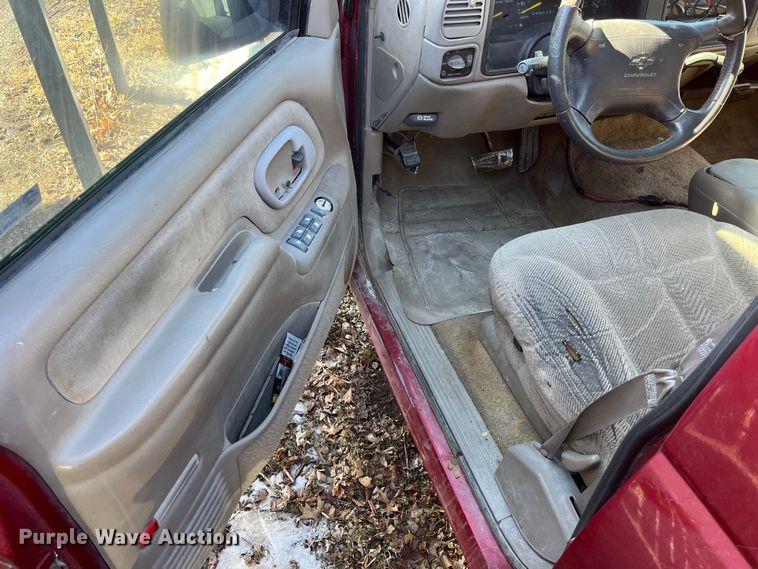 image for item LA9793 1996 Chevrolet Tahoe  SUV