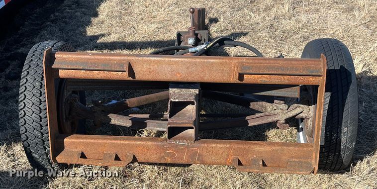 image for item LA9795 Log splitter