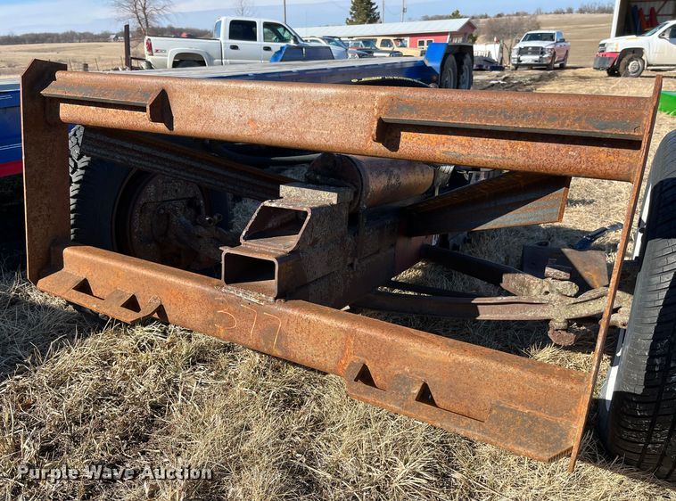 image for item LA9795 Log splitter