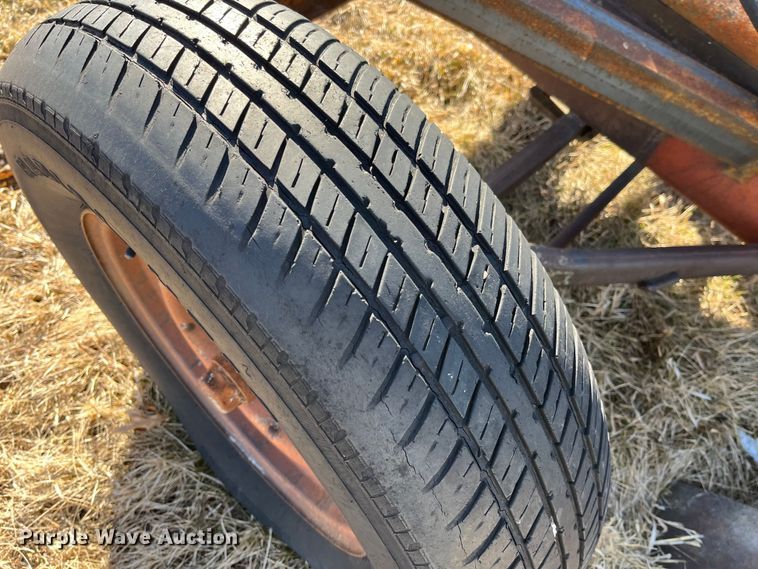 image for item LA9795 Log splitter