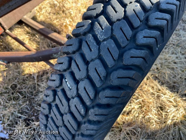 image for item LA9795 Log splitter