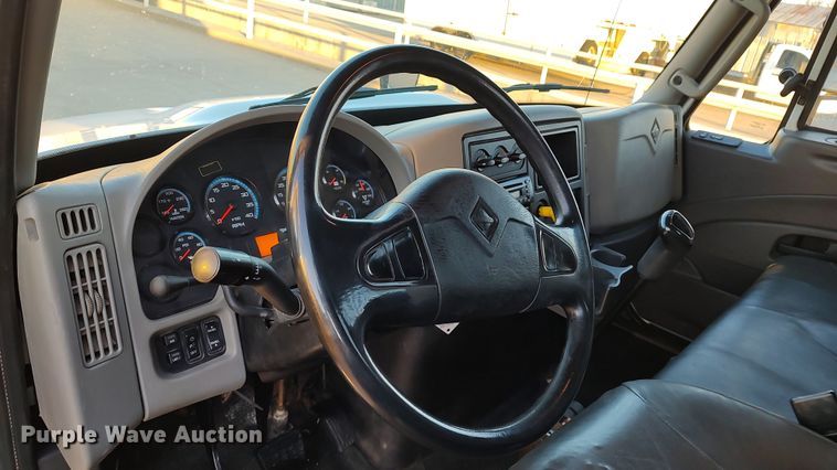 image for item LF9533 2012 International DuraStar 4300  dump flatbed truck