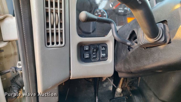 image for item LF9533 2012 International DuraStar 4300  dump flatbed truck