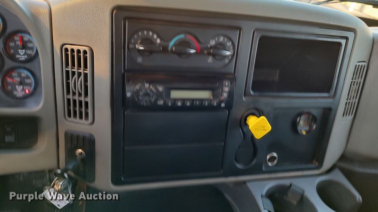 image for item LF9533 2012 International DuraStar 4300  dump flatbed truck