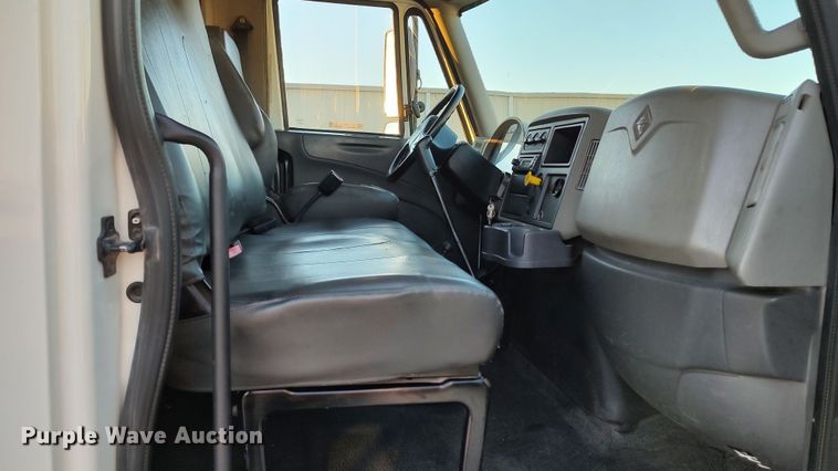 image for item LF9533 2012 International DuraStar 4300  dump flatbed truck