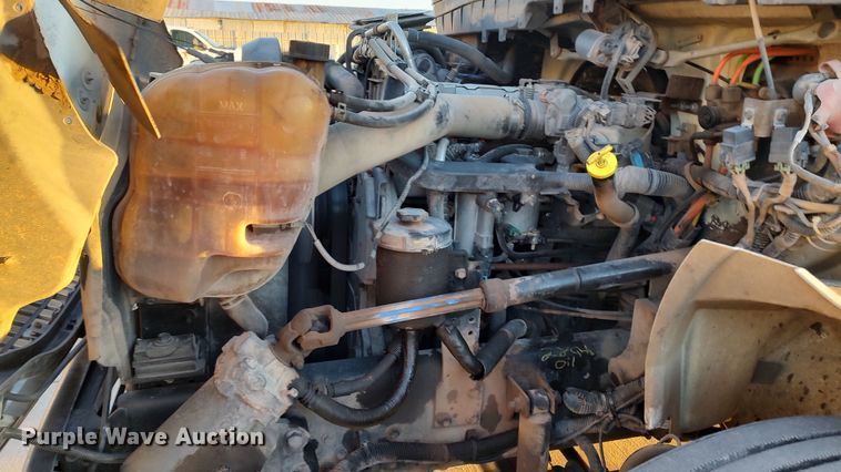 image for item LF9533 2012 International DuraStar 4300  dump flatbed truck