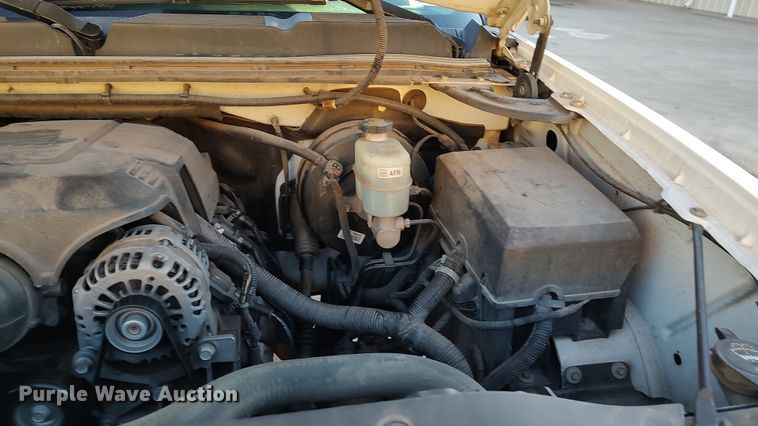 image for item LF9534 2013 Chevrolet Silverado 1500  Ext. Cab pickup truck