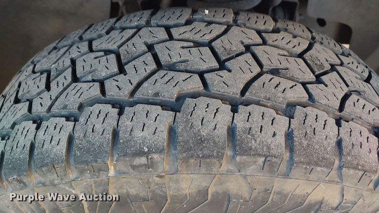 image for item LF9534 2013 Chevrolet Silverado 1500  Ext. Cab pickup truck