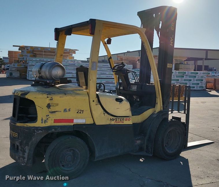 image for item LF9536 2015 Hyster 80  forklift