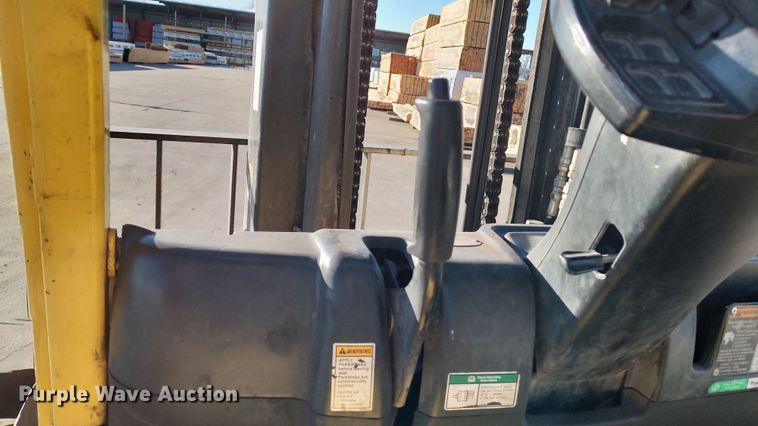 image for item LF9536 2015 Hyster 80  forklift