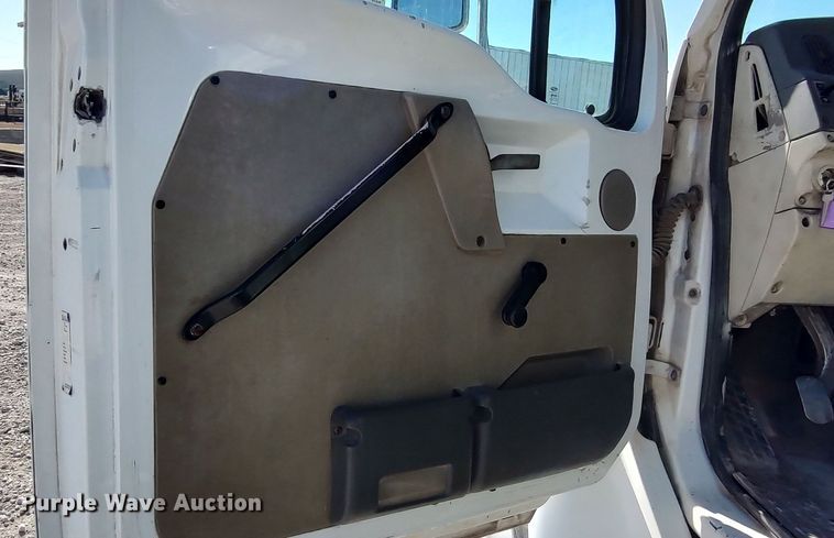 image for item LF9539 2005 Sterling Acterra  flatbed truck