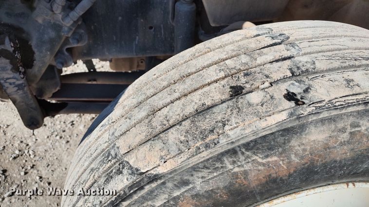 image for item LF9539 2005 Sterling Acterra  flatbed truck