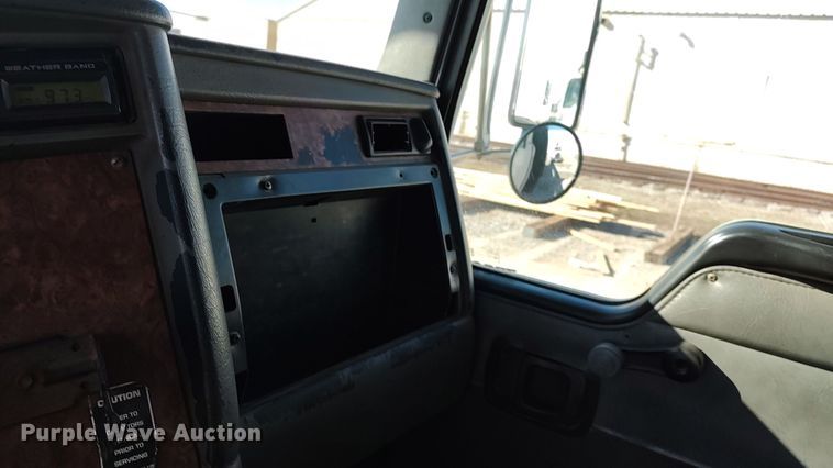 image for item LF9541 2003 Kenworth T300  shingle conveyor truck