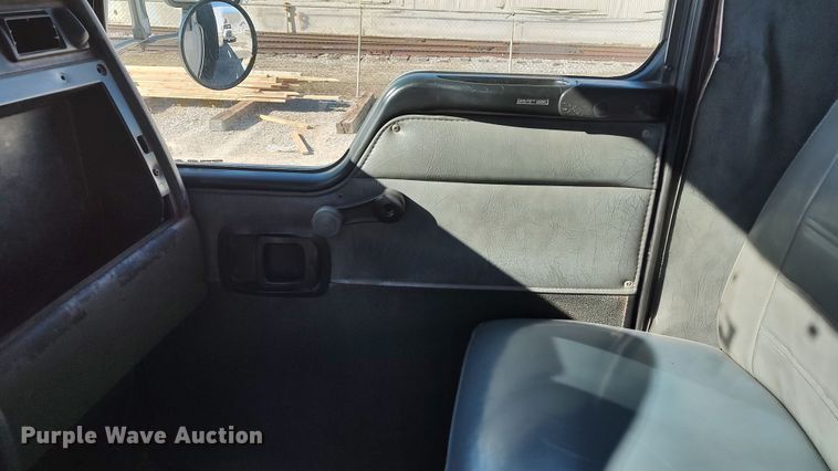 image for item LF9541 2003 Kenworth T300  shingle conveyor truck