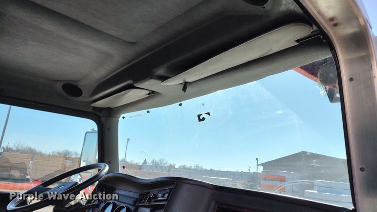 image for item LF9541 2003 Kenworth T300  shingle conveyor truck