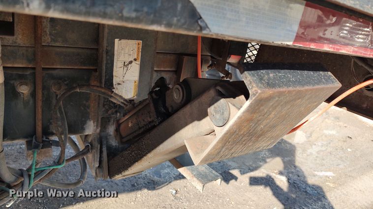 image for item LF9541 2003 Kenworth T300  shingle conveyor truck