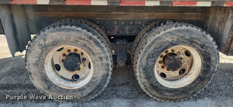 image for item LF9541 2003 Kenworth T300  shingle conveyor truck